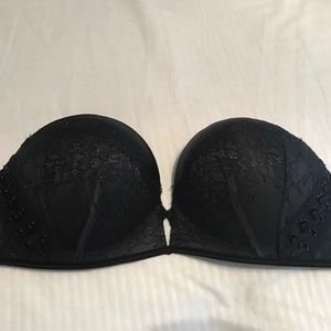 Strapless Victoria’s Secret bombshell black bra